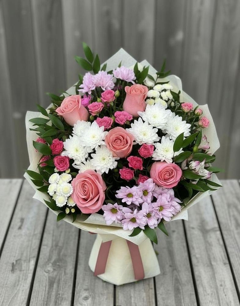 Букет цветов из: Альстромерии, Гвоздики, Розы и Хризантемы в Волово