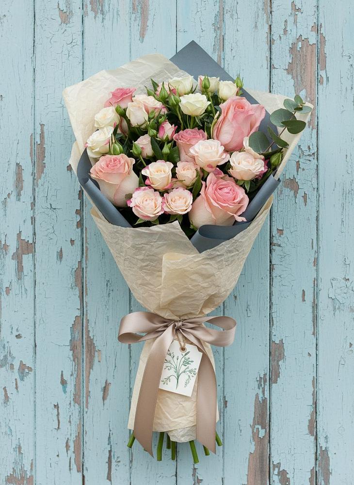 Букет цветов из: Розы в Волово