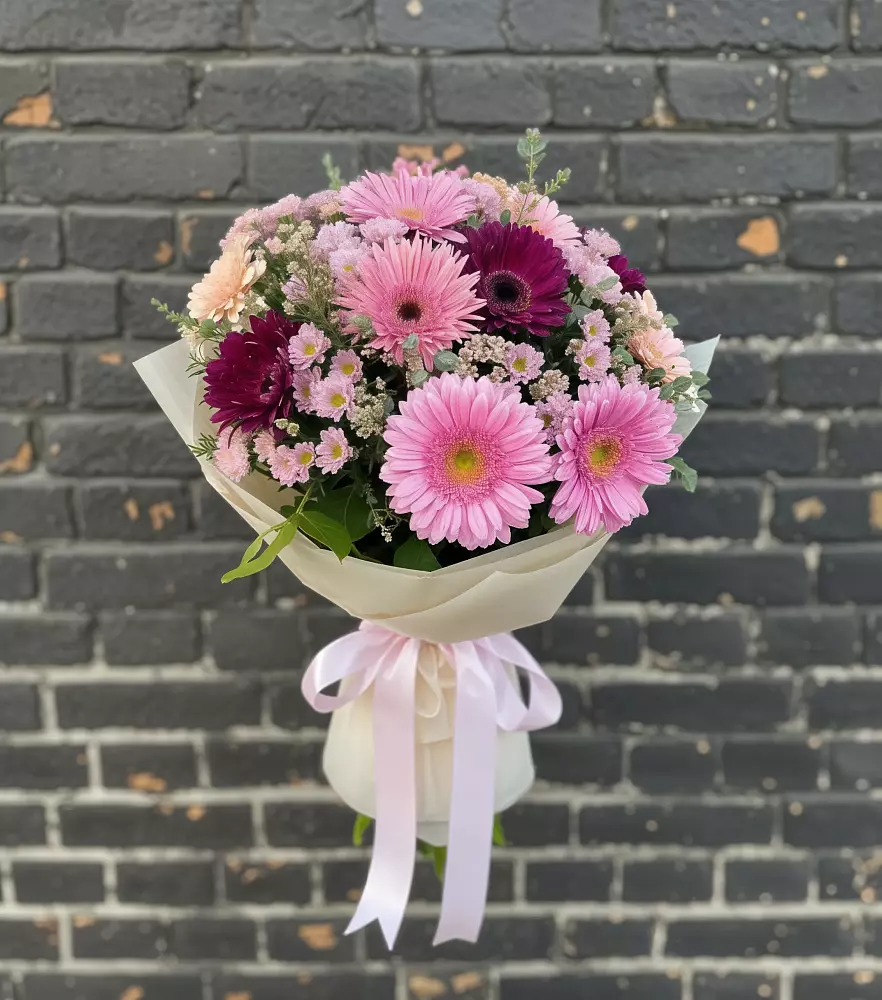 Букет цветов из: Герберы и Хризантемы в Волово