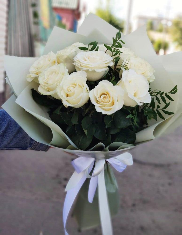 Букет Белые розы Проуд в Волово