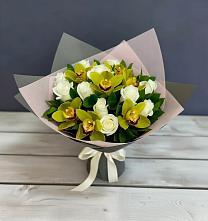 Букет цветов из:  Орхидеи и Розы в Волово