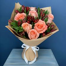 Букет цветов из:  Розы и Альстромерии в Волово