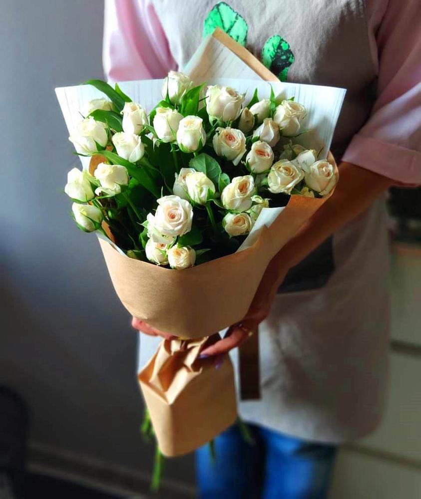 Букет цветов из: Розы в Волово