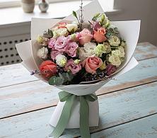 Букет цветов из:  Розы, Лизиантусы и Гвоздики #REPLACE_PRED# Волово