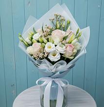 Букет цветов из:  Розы и Лизиантусы #REPLACE_PRED# Волово